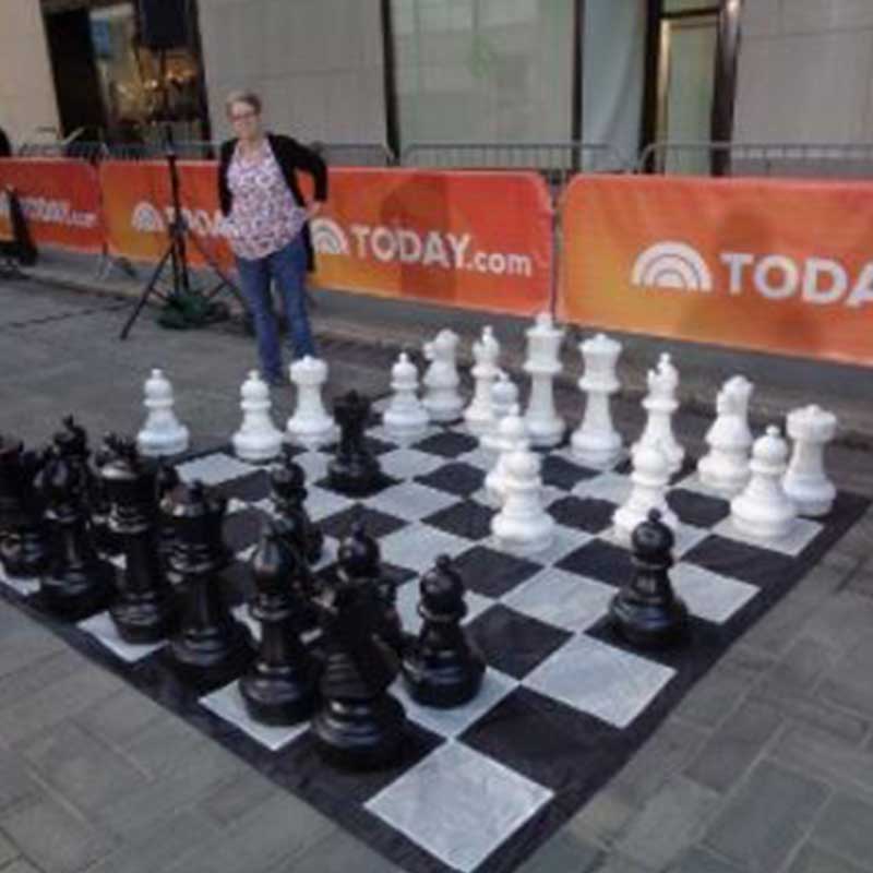Giant Chess 